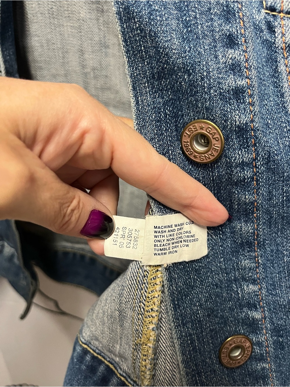 GAP Medium Blue Denim Jean Jacket (399) - Picture 8 of 14